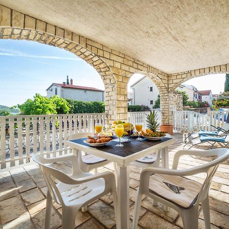 Apartments The Heart Of Croatia Pirovac Buitenkant foto